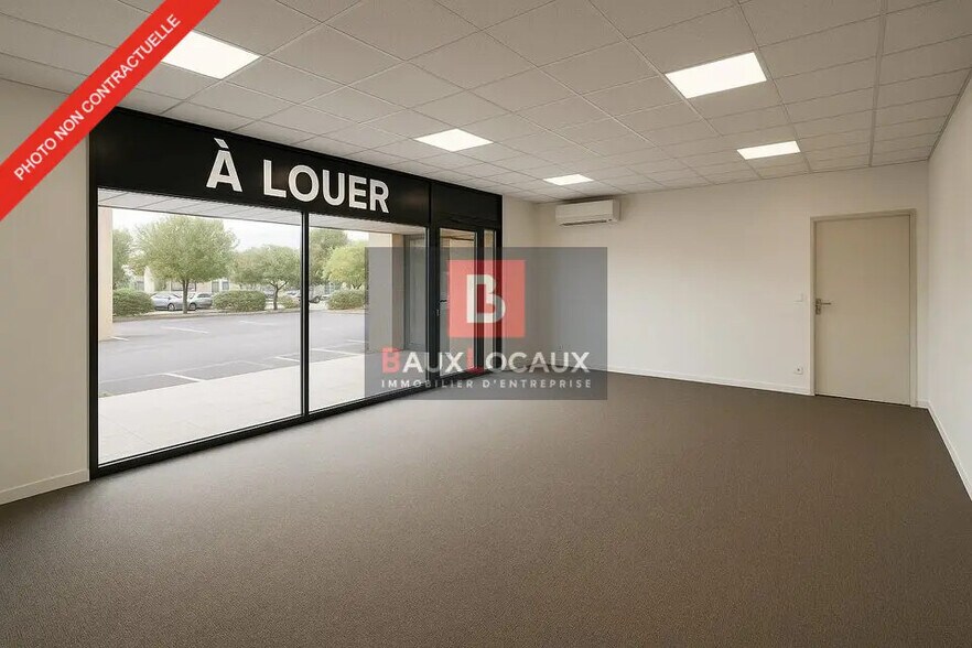 Local commercial dans Salon-de-Provence à louer - Photo de l’immeuble – Image 2 sur 3