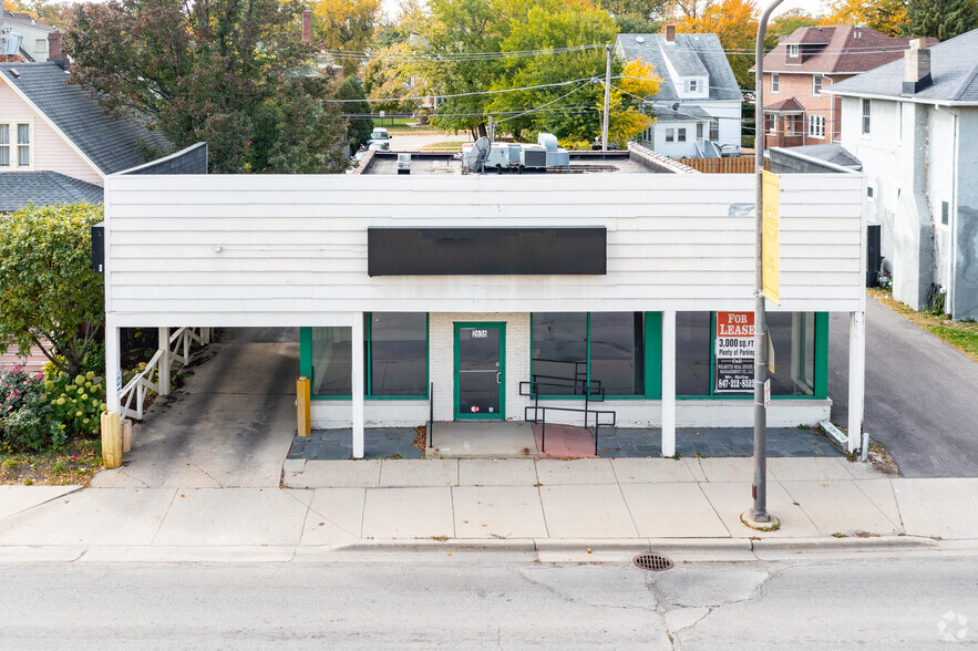 2636 Green Bay Rd, Evanston, IL à louer - Photo de l’immeuble – Image 3 sur 6