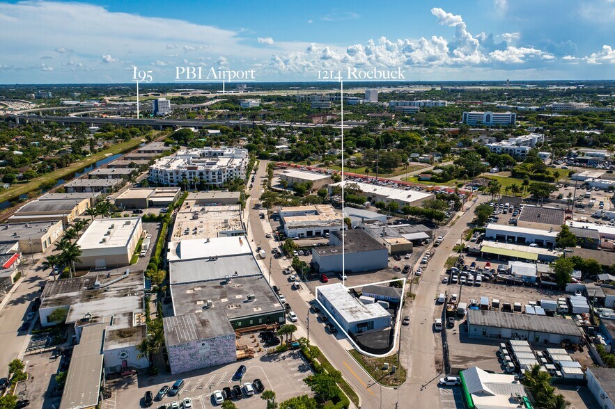 1214 Roebuck Ct, West Palm Beach, FL à vendre - Aérien – Image 1 sur 11