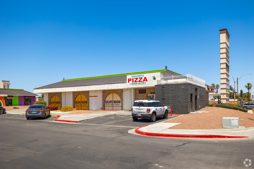 1775 E Tropicana Ave, Las Vegas, NV à louer - Photo de l’immeuble – Image 2 sur 4