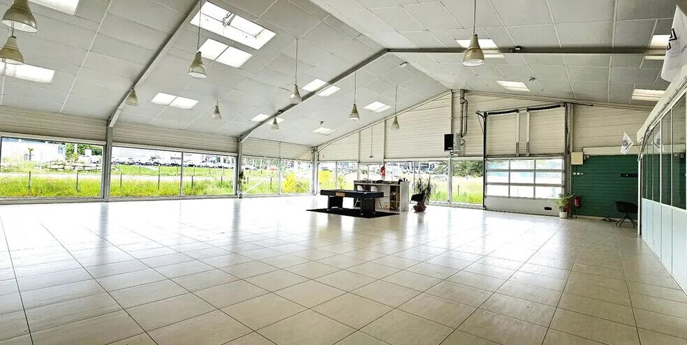 Local commercial dans Quimper à louer - Photo intérieure – Image 2 sur 3