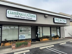 215-275 Main St, El Segundo, CA à louer Photo de l’immeuble– Image 1 sur 6