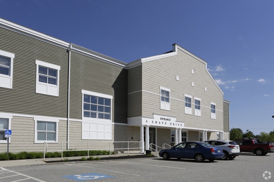 4 Shape Dr, Kennebunk, ME à louer - Photo de l’immeuble – Image 3 sur 13