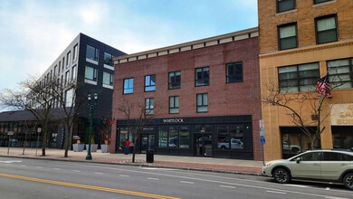 472 S Salina St, Syracuse, NY à louer Photo intérieure– Image 1 sur 4