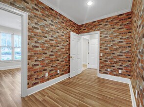 4045 Orchard Rd SE, Smyrna, GA à louer Photo intérieure– Image 2 sur 2