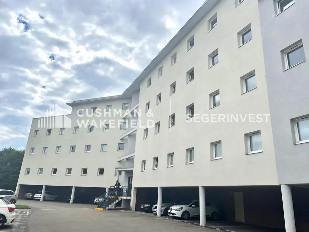 Bureau dans Dijon à louer Photo de l’immeuble– Image 1 sur 9