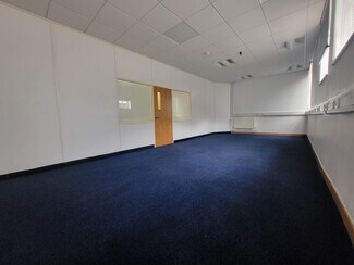 Plus de détails pour 2-4 George St, Grays - Coworking à louer