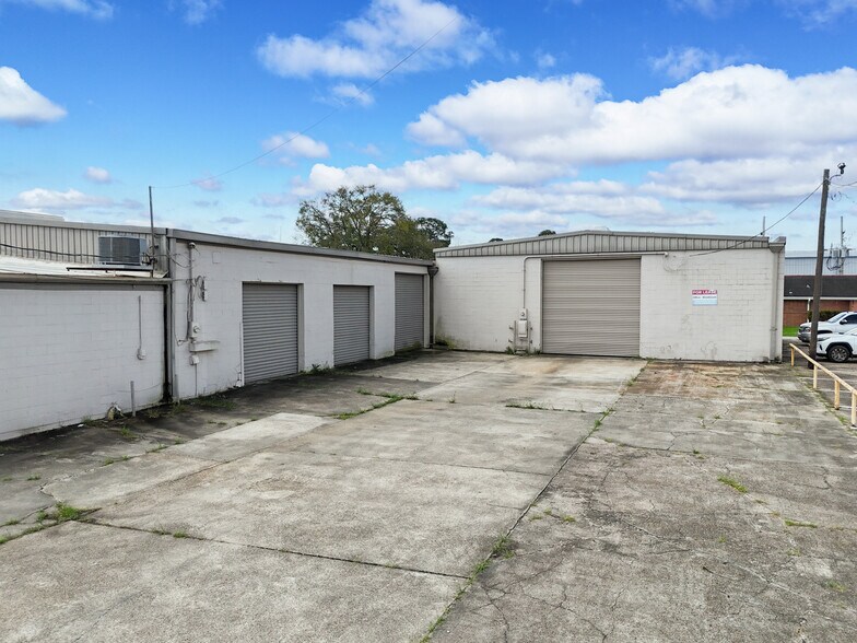 1120 Lafayette St, Gretna, LA à louer - Photo de l’immeuble – Image 3 sur 17
