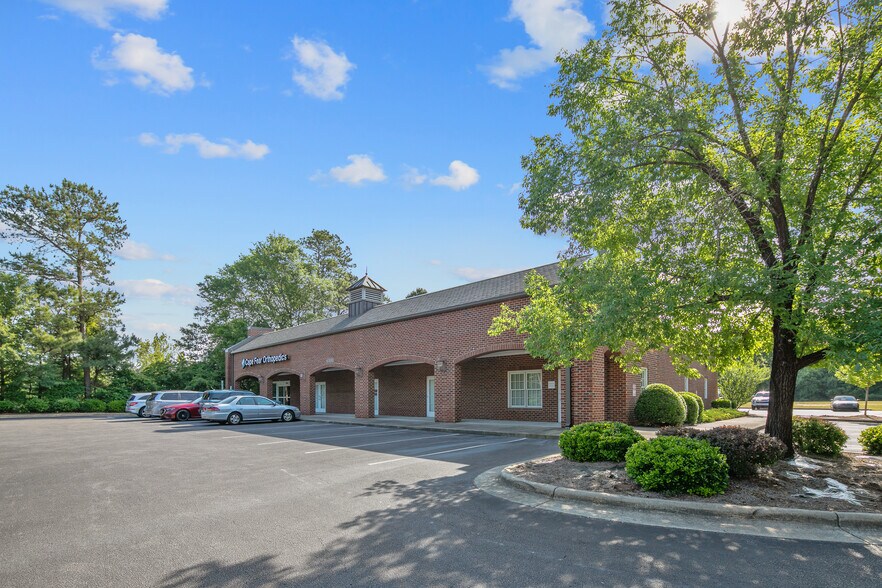 6000 Ramsey St, Fayetteville, NC à vendre - Photo de l’immeuble – Image 3 sur 39