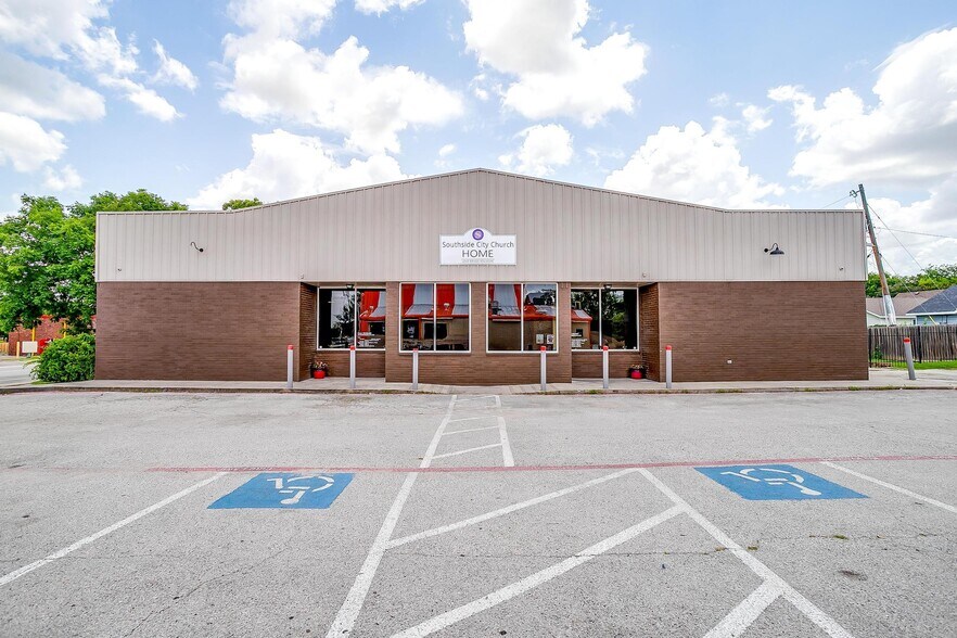 2606 Hemphill St, Fort Worth, TX à vendre - Photo principale – Image 1 sur 6