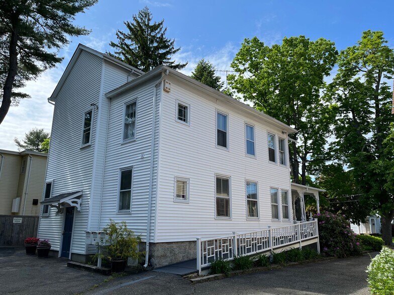 9 Berkeley St, Norwalk, CT à louer - Photo de l’immeuble – Image 3 sur 13