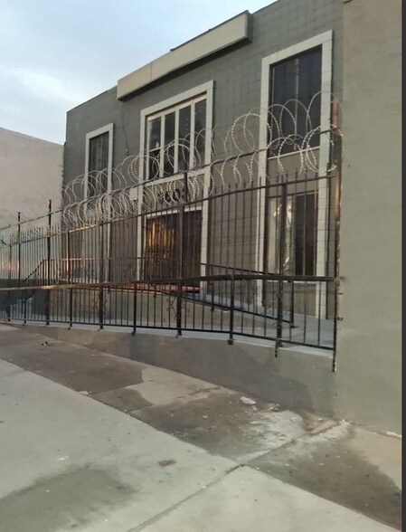 3603 E Olympic Blvd, Los Angeles, CA à vendre - Photo de l’immeuble – Image 2 sur 4