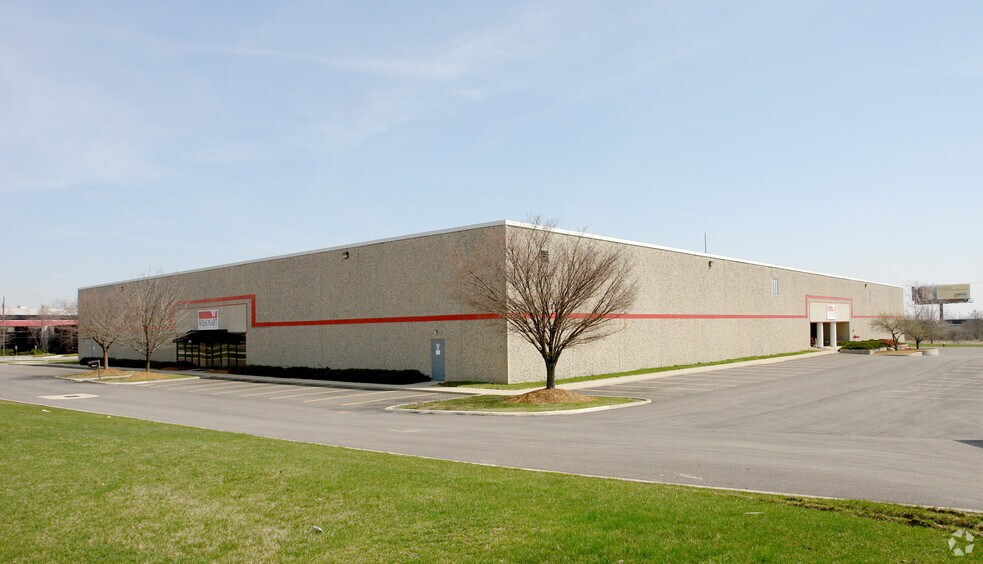 2500 International St, Columbus, OH à vendre - Photo principale – Image 1 sur 4