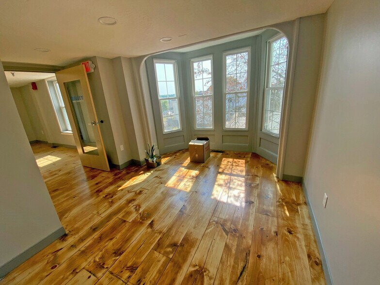 244 N Main St, Concord, NH à louer - Photo de l’immeuble – Image 3 sur 5