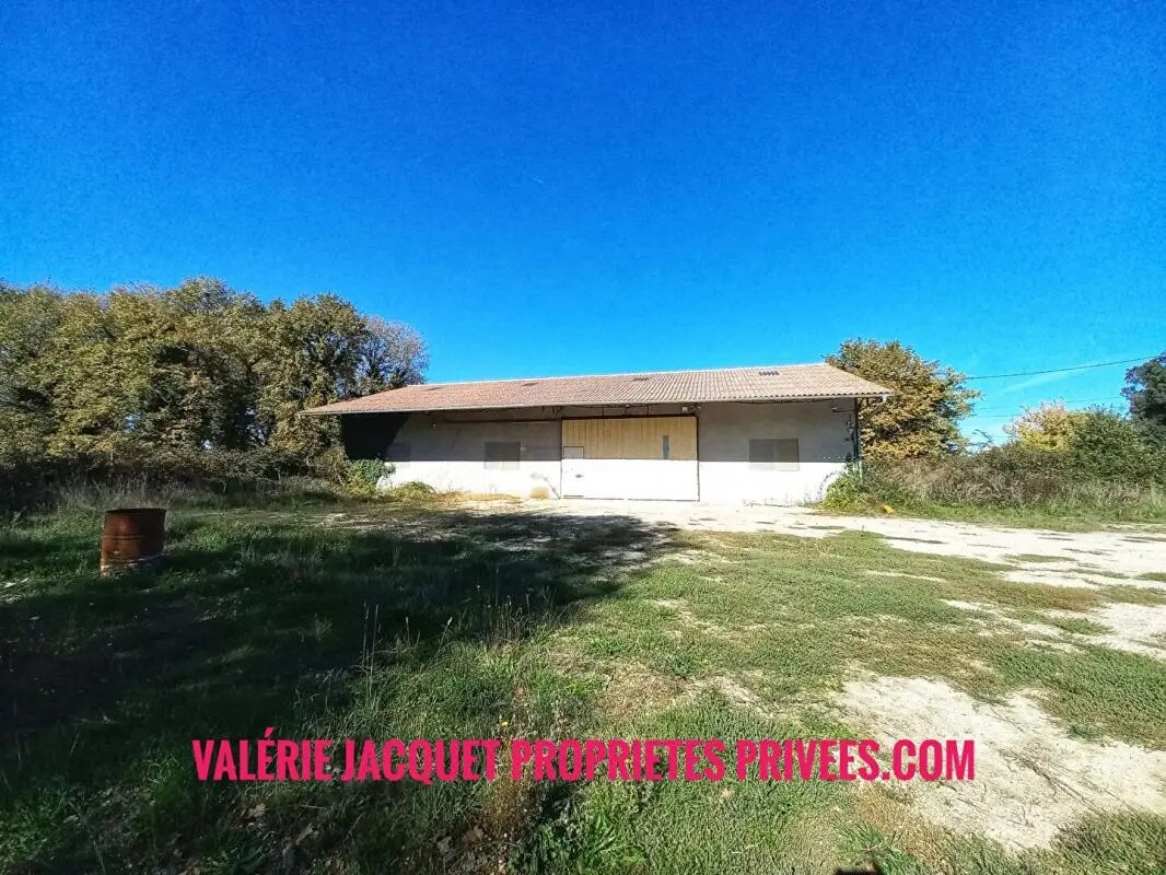 Industriel/Logistique dans Ménesplet à vendre Photo de l’immeuble– Image 1 sur 6