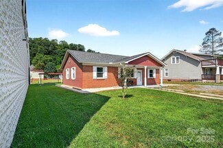 Plus de détails pour 262 Catawba Ave, Old Fort, NC - Bureau à vendre