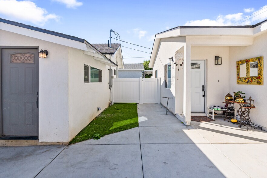 935 E Fairview Blvd, Inglewood, CA à vendre - Photo de l’immeuble – Image 3 sur 15