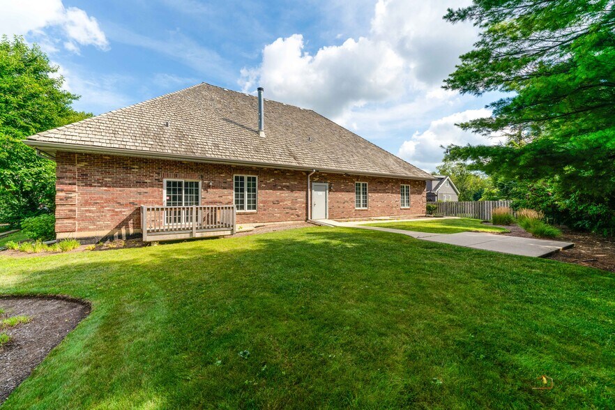 1017-1019 W Park Ave, Libertyville, IL à vendre - Photo de l’immeuble – Image 3 sur 45