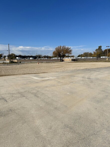 2535 NE 28th St, Fort Worth, TX à vendre - Photo de l’immeuble – Image 3 sur 3