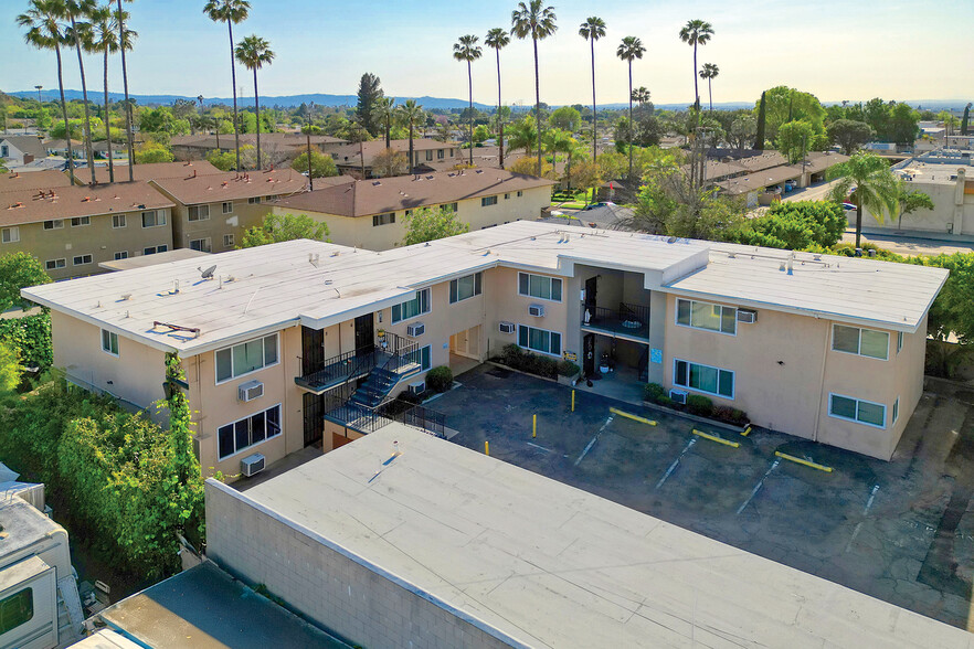 414 E Route 66, Glendora, CA à vendre - Photo de l’immeuble – Image 3 sur 12