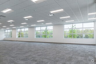 542 SE Loop 410, San Antonio, TX à vendre Photo intérieure– Image 2 sur 22