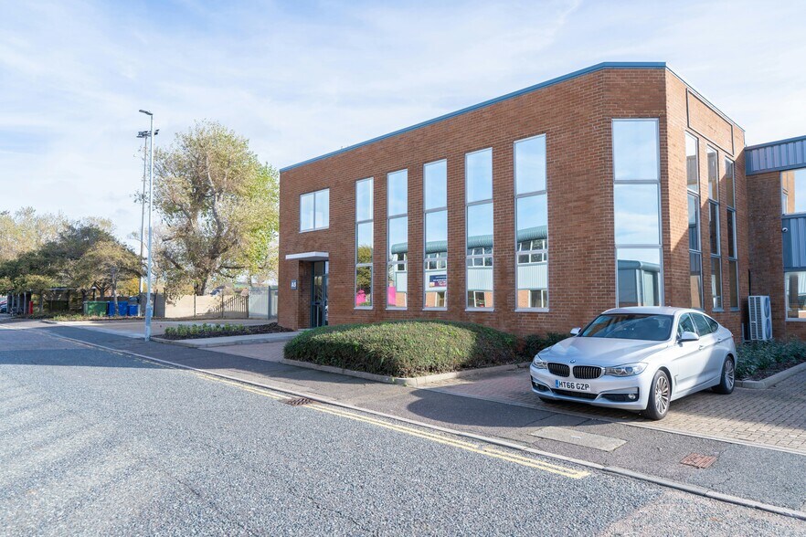 Dolphin Way, Shoreham By Sea à louer - Photo de l’immeuble – Image 1 sur 11