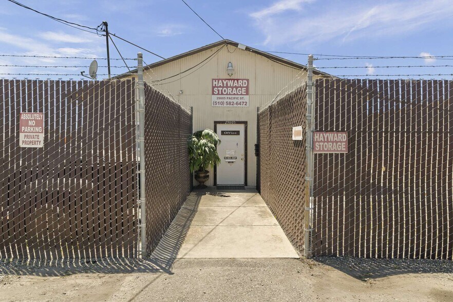 29480 Pacific St, Hayward, CA à vendre - Photo de l’immeuble – Image 3 sur 10