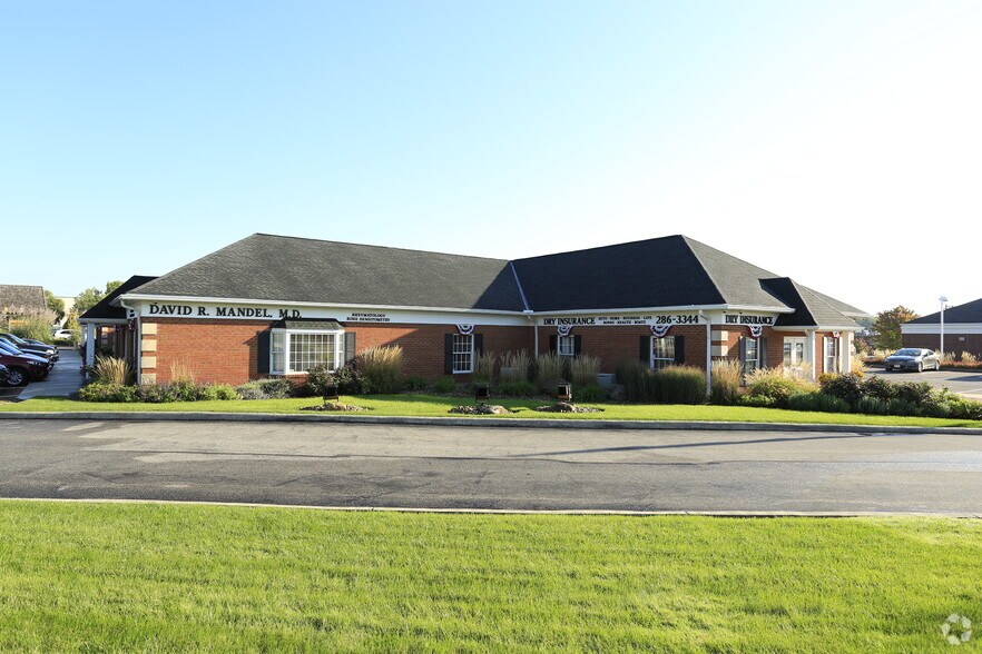320 Center St, Chardon, OH à louer - Photo de l’immeuble – Image 2 sur 5