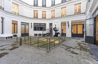 Boulevard De Magenta, Paris à louer Photo de l’immeuble– Image 1 sur 19