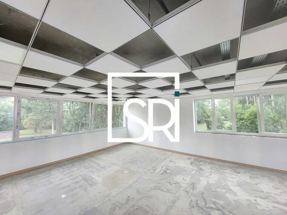 Bureau dans Clermont-Ferrand à louer Photo de l’immeuble– Image 1 sur 11