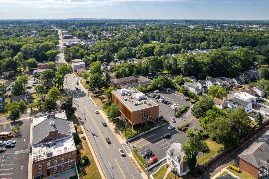 55 Morris Ave, Springfield, NJ à louer - Aérien – Image 3 sur 11