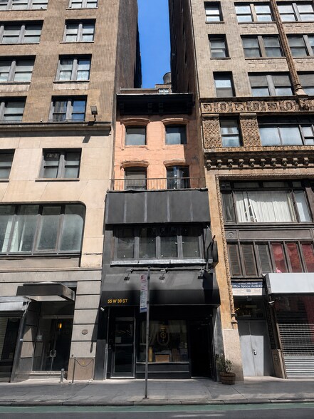 55 W 38th St, New York, NY à vendre - Photo de l’immeuble – Image 2 sur 3