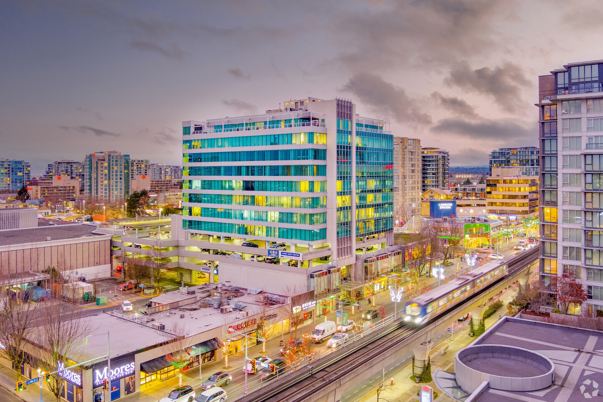 6081 No. 3 Rd, Richmond, BC à vendre Photo principale– Image 1 sur 27