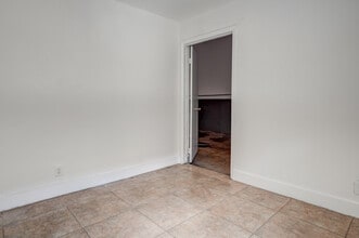 14080-14118 SW 139th Ct, Miami, FL à louer Photo intérieure– Image 2 sur 5