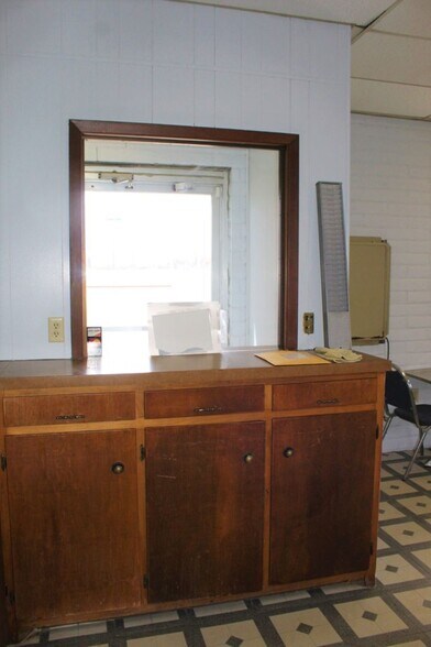 2401 W Hornbeck Blvd, Fort Stockton, TX à vendre - Photo de l’immeuble – Image 3 sur 31