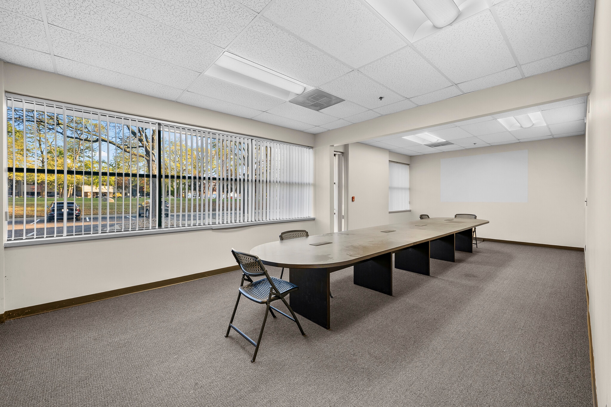 44099 Plymouth Oaks Blvd, Plymouth, MI à louer Photo intérieure– Image 1 sur 5