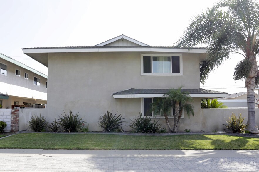 12122 Bailey St, Garden Grove, CA à vendre - Photo de l’immeuble – Image 3 sur 4