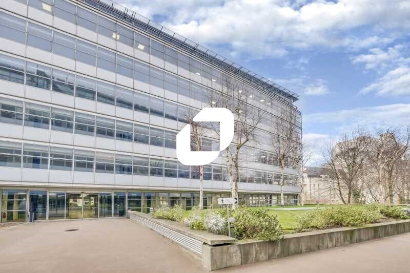 140 Avenue Jean Lolive, Pantin à louer - Photo de l’immeuble – Image 2 sur 27