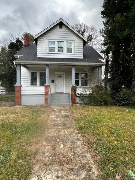E3 Properties portefeuille de 11 biens à vendre sur LoopNet.fr - Photo de l’immeuble – Image 2 sur 2