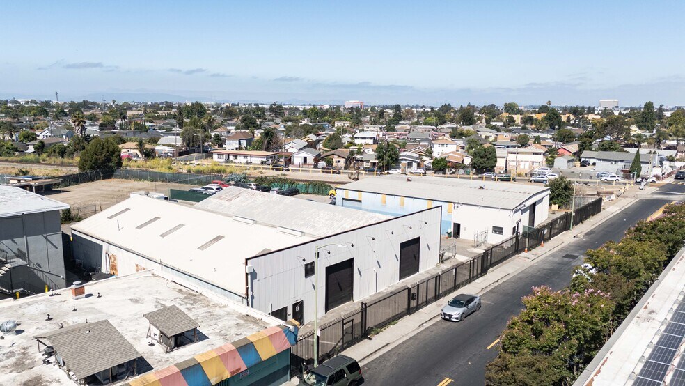 10441 Edes Ave, Oakland, CA à louer - Aérien – Image 3 sur 16