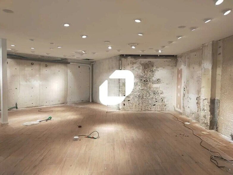 Local commercial dans Bordeaux à louer - Photo de l’immeuble – Image 3 sur 16