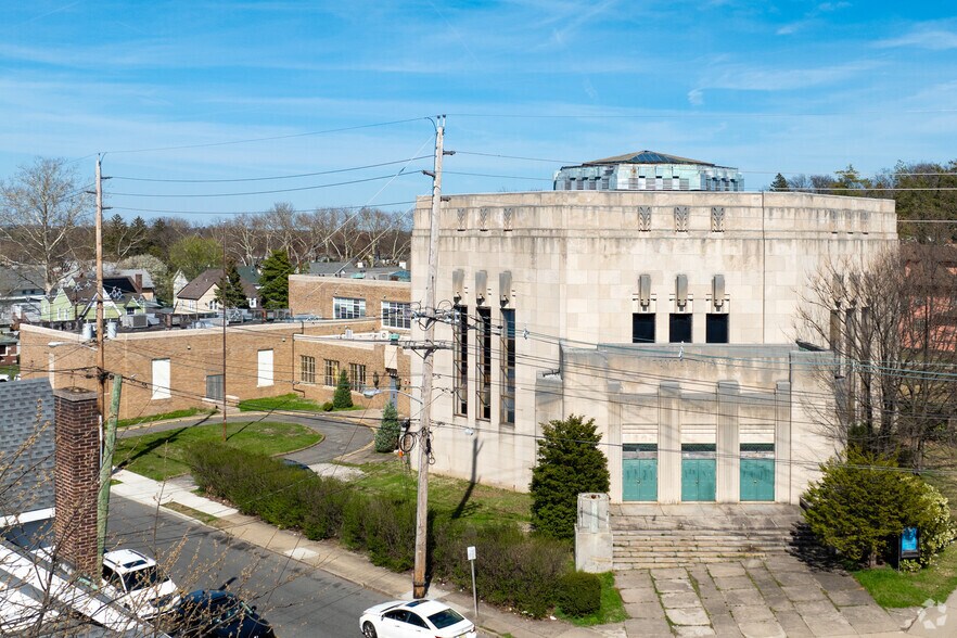 735-747 Broadway, Paterson, NJ à vendre - Photo de l’immeuble – Image 2 sur 12