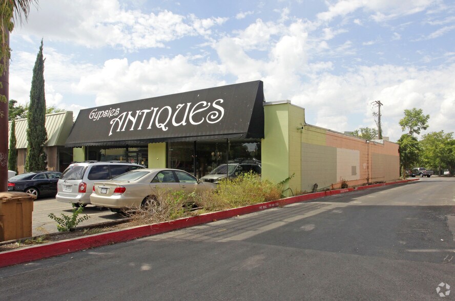 5202 Burnet Rd, Austin, TX à louer - Photo de l’immeuble – Image 3 sur 3