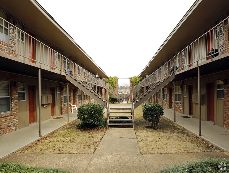 2780 Madison Ave, Memphis, TN à vendre - Photo de l’immeuble – Image 3 sur 30