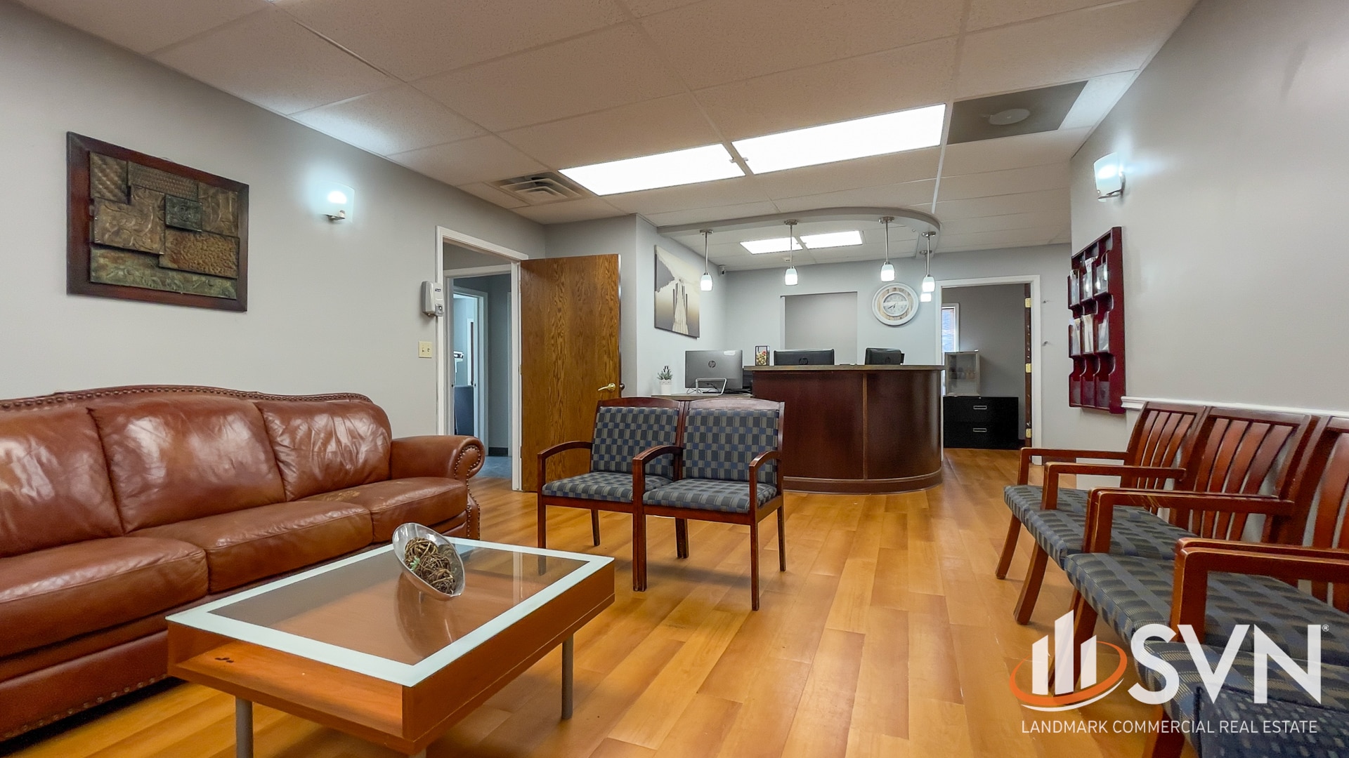455 E Main St, Dundee, IL à louer Photo intérieure– Image 1 sur 7