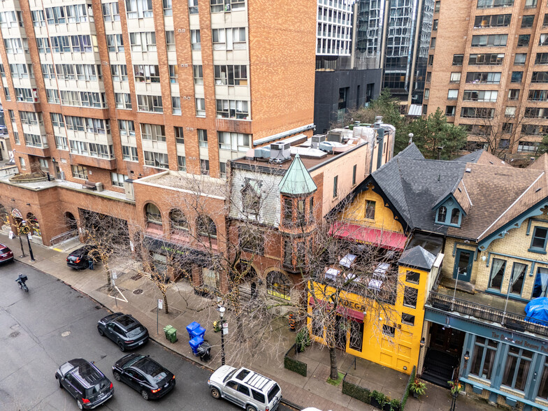 31 Elm St, Toronto, ON à vendre - Photo de l’immeuble – Image 3 sur 39