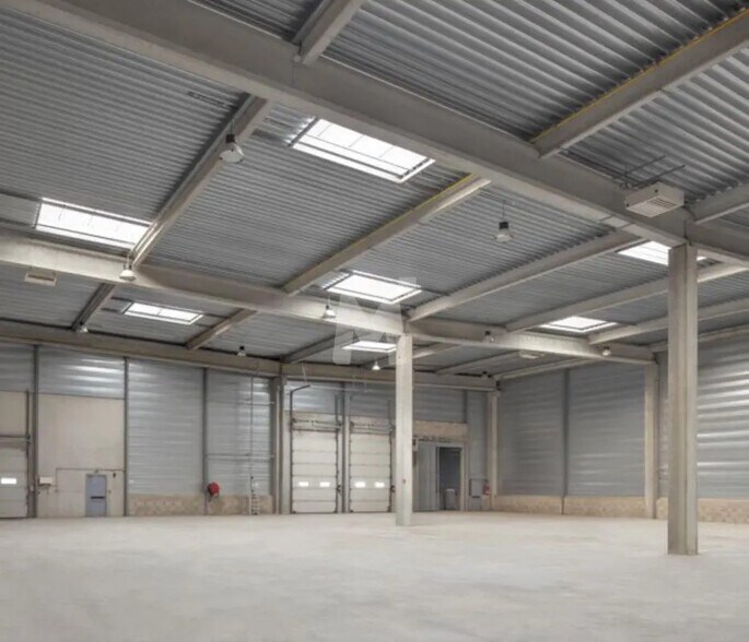 Industriel/Logistique dans Combs-la-Ville à louer - Photo de l’immeuble – Image 3 sur 5