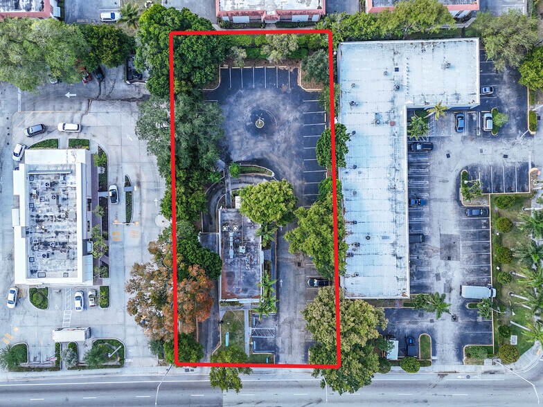 750 W Sample Rd, Pompano Beach, FL à vendre - Photo de l’immeuble – Image 2 sur 33