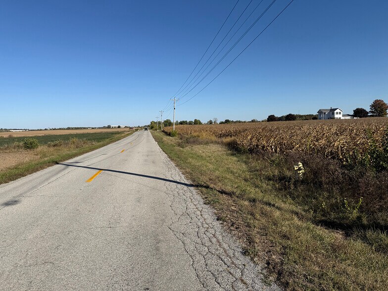 4305 PLEASANT CENTER Rd, Yoder, IN à vendre - Photo principale – Image 2 sur 40