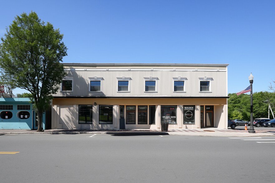 1382-1388 Main St, Palmer, MA à vendre - Photo de l’immeuble – Image 1 sur 15